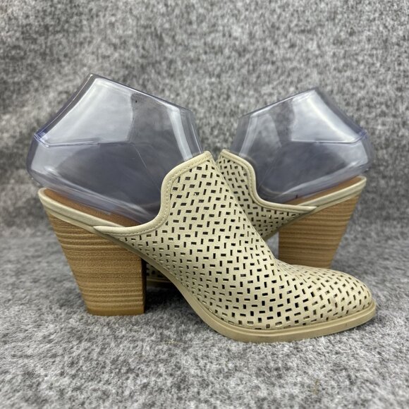 ✅Womens 7 DV Dolce Vita Mule Beige Perforated Suede Pointed Toe Heels 3.5" Heel - Picture 9 of 12
